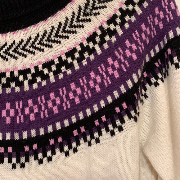 Talbots Nordic Wool Blend Crewneck Sweater in Purple Cream Fair Isle Petite New - Picture 3 of 6